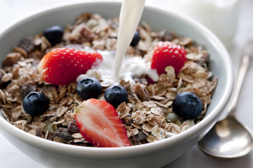 Natural Solid Breakfast Cereal That Can Be Eaten Immediately